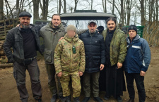 Священнослужитель вместе с волонтерами города Геленджика доставил гуманитарную помощь в зону проведения специальной военной операции