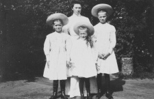 Александра Теглева (1884–1955), «Теглюшка», – царская няня. Верные слуги последнего русского Императора