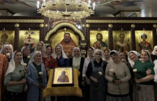 В Свято-Сергиевском храме города Краснодара была отслужена сестринская Божественная литургия