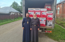 Омская епархия передала в пострадавший от наводнения район гуманитарную помощь