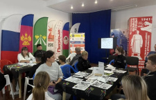 В молодежном отделе Крымского района священнослужитель принял участие в мероприятии ко Дню согласия и примирения