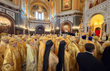 В 17-ю годовщину интронизации Святейшего Патриарха Кирилла епископ Сергий сослужил его святейшеству за Божественной литургией в храме Христа Спасителя