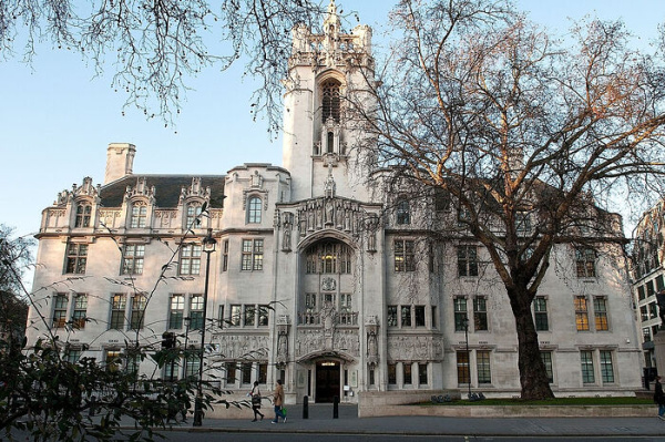 За что сейчас арестовали бы Христа в Великобритании?