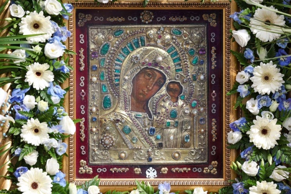 Казанская икона Божией Матери: святыня, которая появилась ниоткуда и пропала в никуда